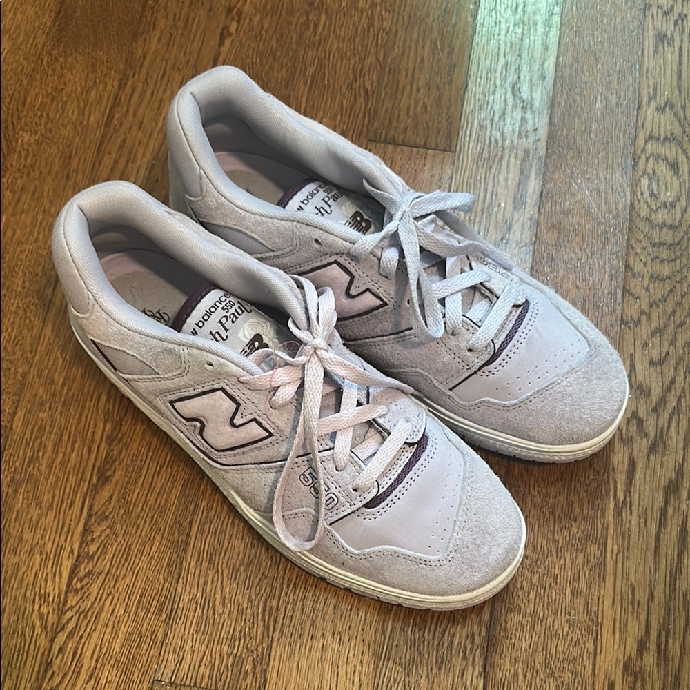 New Balance Light Light Violet Suede Sneakers